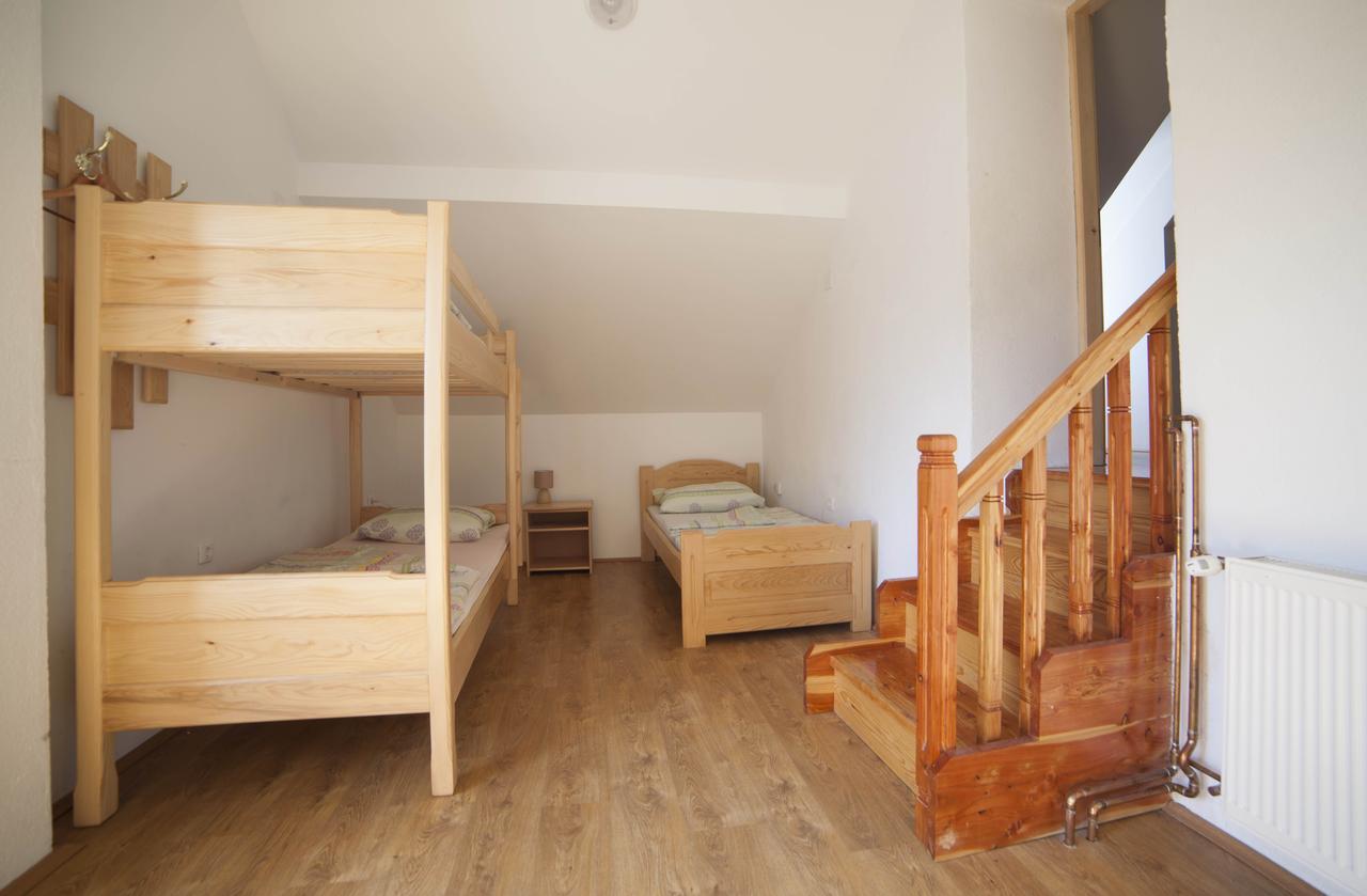 Hostel Baske Ostarije Exterior photo